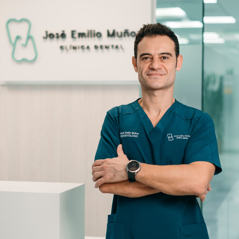 https://www.clinicajoseemilio.es/wp-content/uploads/2023/06/Jose-Emilio-Clinica-Dental-Jose-Emilio-Munoz.png